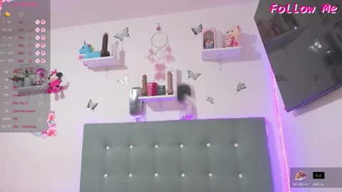 Maylin  online show from 10/31/25, 11:28