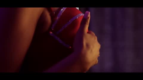 Snapshot of mailyn_jung_ chatting on 03/11/25, 05:57 Carolina Barrantes Munera online show from 03/11/25, 05:57