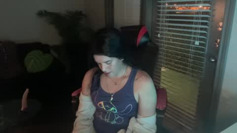 Snapshot of maira83cd chatting on 12/27/24, 03:42 Maira online show from 12/27/24, 03:42
