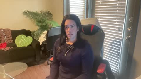 Snapshot of maira83cd chatting on 01/02/25, 10:44 Maira online show from 01/02/25, 10:44