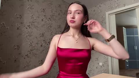 Snapshot of mairagloff chatting on 02/26/26, 12:26 DIna online show from 02/26/26, 12:26