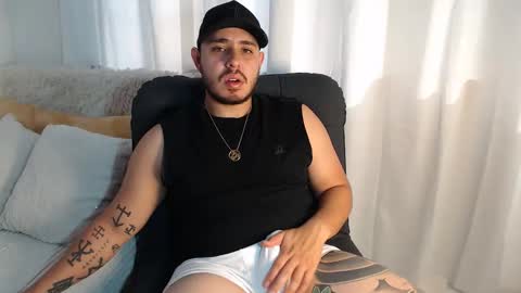 Snapshot of maison_xmed chatting on 02/17/26, 02:24 maison_xmed online show from 02/17/26, 02:24