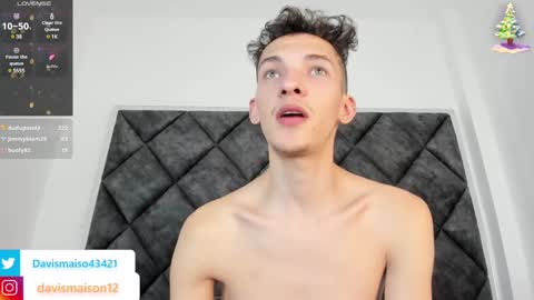 Snapshot of maisondavis_ chatting on 12/31/24, 02:08 Maison Davis online show from 12/31/24, 02:08