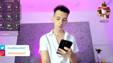 Snapshot of maisondavis_ chatting on 02/14/25, 12:51 Maison Davis online show from 02/14/25, 12:51