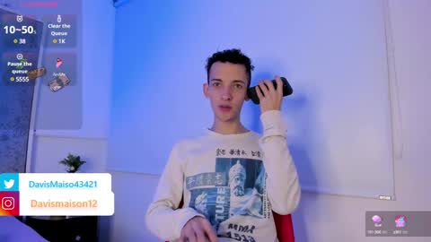 Snapshot of maisondavis_ chatting on 03/07/25, 01:40 Maison Davis online show from 03/07/25, 01:40