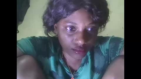 Snapshot of maissa687177 chatting on 10/26/25, 01:39 maissa687177 online show from 10/26/25, 01:39