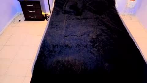 Snapshot of maite_stone1 chatting on 11/11/25, 03:17 MAITE STONE1 online show from 11/11/25, 03:17