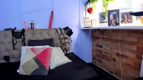 Snapshot of maiteandlexy chatting on 02/19/26, 07:10 Maite and Lexy online show from 02/19/26, 07:10