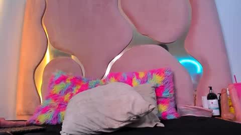 maite online show from 03/09/25, 05:06