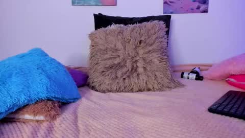 Snapshot of maithe_022 chatting on 02/26/26, 07:24 mai online show from 02/26/26, 07:24