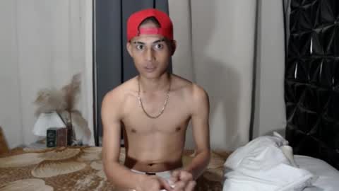 Snapshot of majestic_anne chatting on 12/15/25, 07:56 Annalyn online show from 12/15/25, 07:56