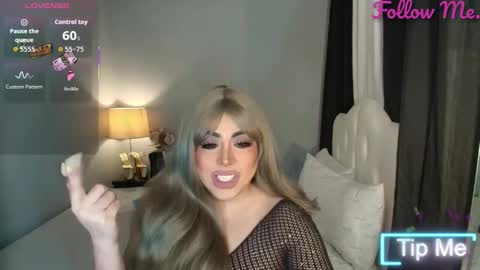 majestydannaxx online show from 11/30/25, 04:05