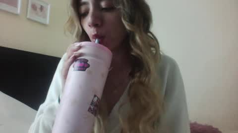 majo_gomezz online show from 02/28/26, 02:01