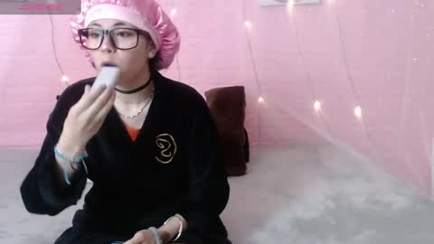 Mei  online show from 05/27/26, 02:08