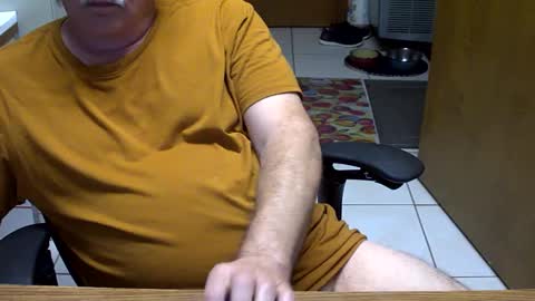 Snapshot of majormike34 chatting on 02/27/25, 04:41 majormike34 online show from 02/27/25, 04:41