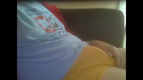 Snapshot of majoster chatting on 12/17/24, 02:22 majoster online show from 12/17/24, 02:22