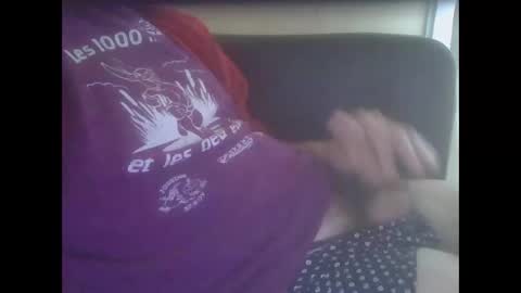 Snapshot of majoster chatting on 12/19/24, 03:08 majoster online show from 12/19/24, 03:08