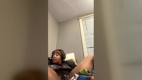 mak online show from 12/15/25, 09:24