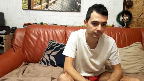 Lena  Ian   online show from 11/30/25, 09:08