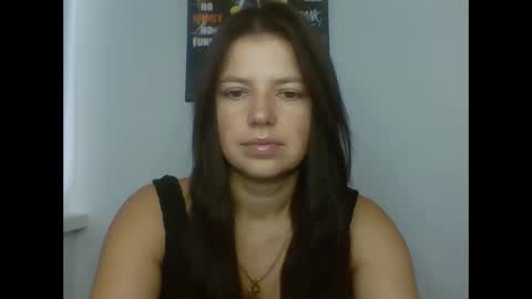 Snapshot of make_mesmile chatting on 09/11/25, 06:02 make_mesmile online show from 09/11/25, 06:02