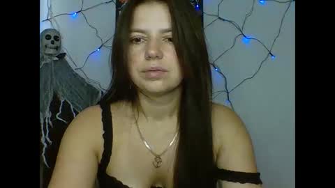 Snapshot of make_mesmile chatting on 11/02/25, 07:00 make_mesmile online show from 11/02/25, 07:00