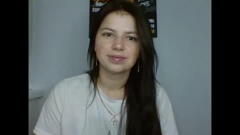 Snapshot of make_mesmile chatting on 11/11/25, 08:09 make_mesmile online show from 11/11/25, 08:09