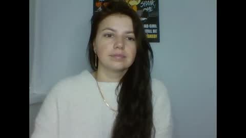 Snapshot of make_mesmile chatting on 12/15/25, 07:18 make_mesmile online show from 12/15/25, 07:18