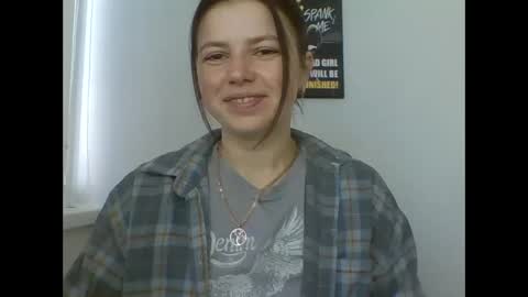 make_mesmile online show from 04/07/26, 06:25