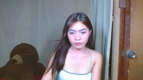 Snapshot of makeme_wettt chatting on 02/01/25, 05:07 makeme_wettt online show from 02/01/25, 05:07