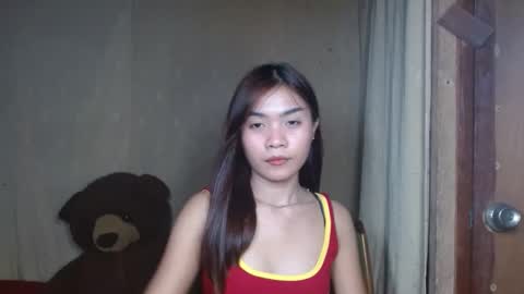 Snapshot of makeme_wettt chatting on 02/13/25, 07:24 makeme_wettt online show from 02/13/25, 07:24