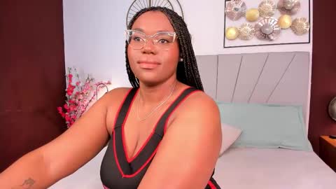 makena online show from 03/24/26, 03:44