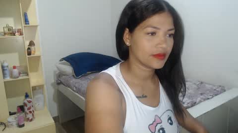 Snapshot of makennaa_1 chatting on 01/23/25, 09:50 MAKENNAA online show from 01/23/25, 09:50