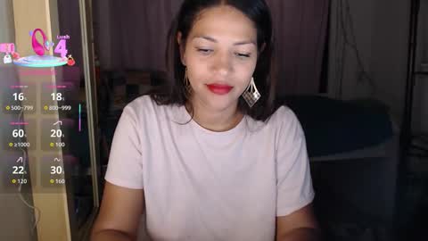 Snapshot of makennaa_1 chatting on 10/15/25, 10:15 MAKENNAA online show from 10/15/25, 10:15