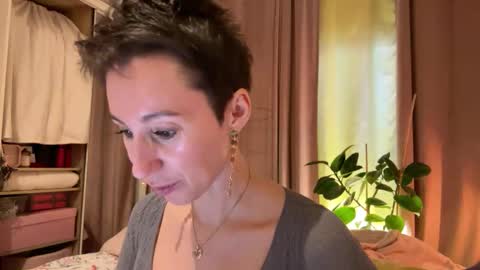 Follow please and enjoy  online show from 11/15/25, 04:14