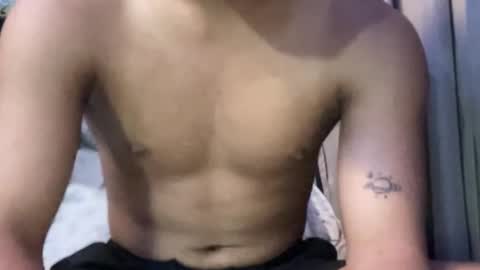 makeyoumineee online show from 04/17/26, 01:25