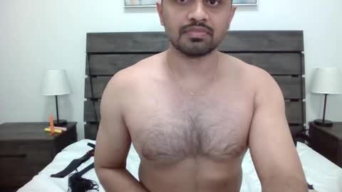 Snapshot of makeyousatisfied12 chatting on 03/01/26, 01:40 Rakesh Slave online show from 03/01/26, 01:40