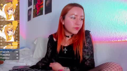 Snapshot of makii_33 chatting on 02/06/25, 01:38 ...  ... online show from 02/06/25, 01:38