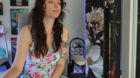 Snapshot of makiyahbelle2 chatting on 01/03/25, 10:19 MakiyahBelle online show from 01/03/25, 10:19