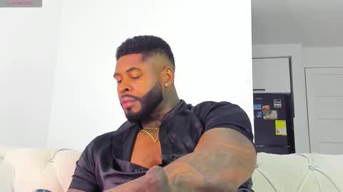 Makonnen online show from 12/05/25, 03:26