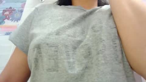 Snapshot of makulato chatting on 01/18/26, 04:00 Maya online show from 01/18/26, 04:00