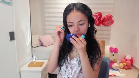 Snapshot of mal_norma chatting on 12/14/25, 02:17 Mal Norma online show from 12/14/25, 02:17