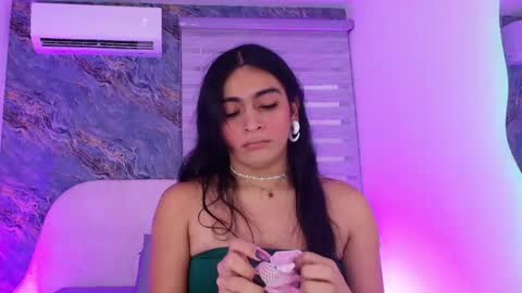 malaia thompson  online show from 04/15/26, 11:50