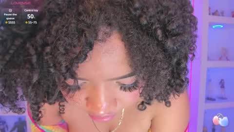 Snapshot of malaikabrown chatting on 02/12/25, 06:30 online show from 02/12/25, 06:30