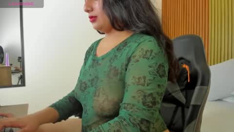 M A L A K online show from 04/21/26, 02:04