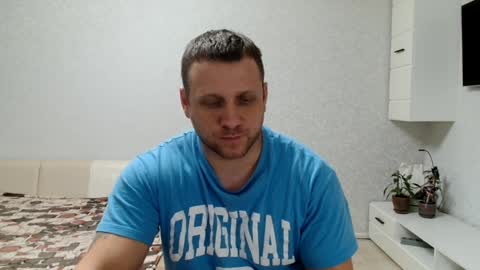 malchyshka online show from 02/06/25, 03:41