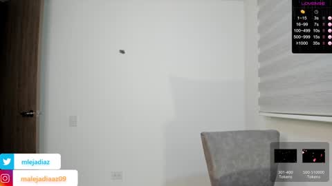 Snapshot of malejadiaz_ chatting on 12/19/24, 10:53 Maleja Diaz online show from 12/19/24, 10:53