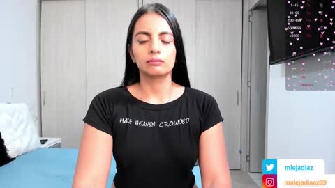 Snapshot of malejadiaz_ chatting on 02/21/25, 05:42 Maleja Diaz online show from 02/21/25, 05:42
