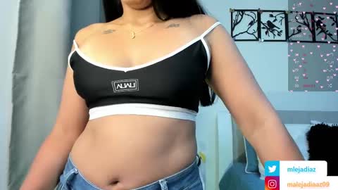 Snapshot of malejadiaz_ chatting on 02/25/25, 08:30 Maleja Diaz online show from 02/25/25, 08:30
