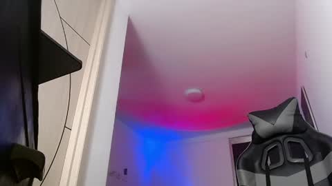 malek_xarx online show from 05/19/26, 01:56