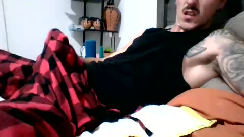 Men online show from 08/03/26, 08:01